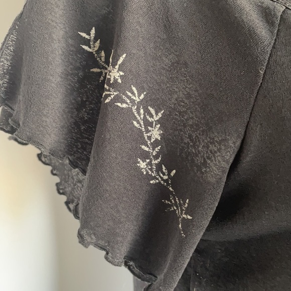 Suzy Shier, Black short sleeve stretchy top - Picture 3 of 7